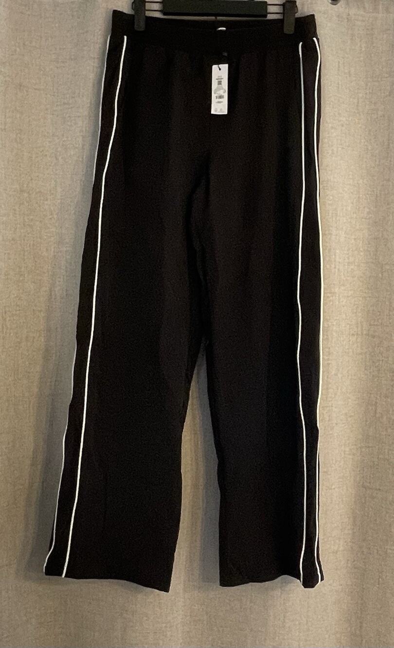 NWOT Garage Women’s On The Go Track Pants Size Small SOLD OUT